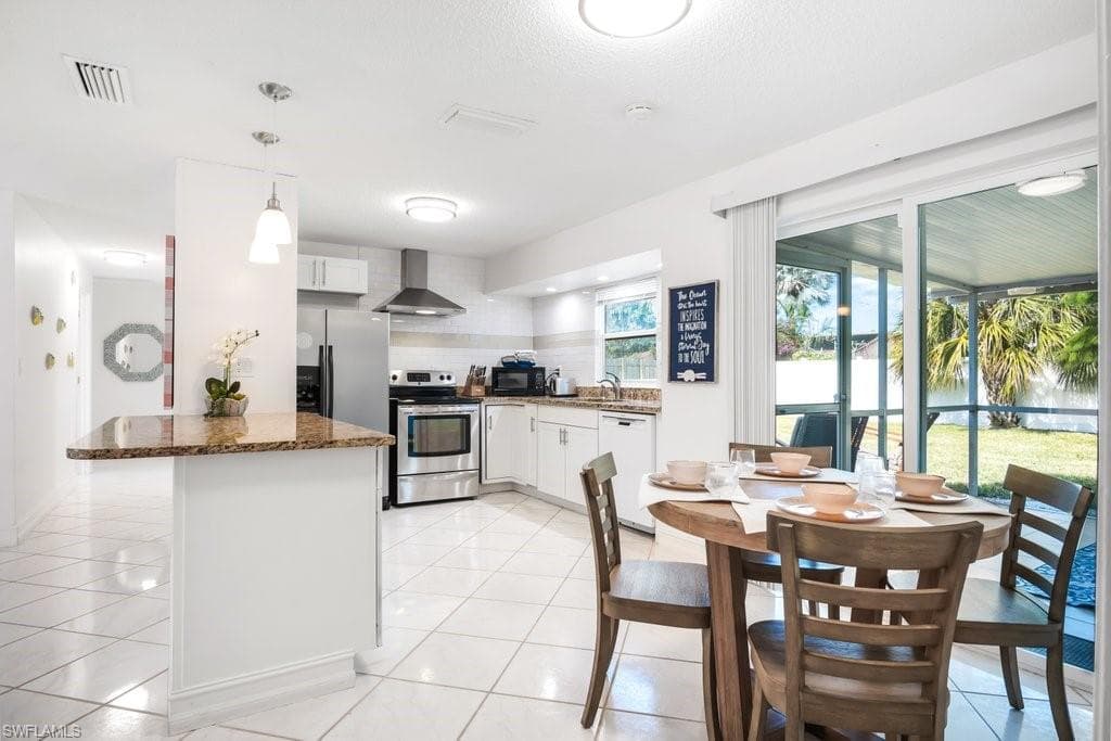 1207 Hernando ST-11