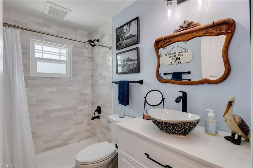 1318 Junonia ST-22