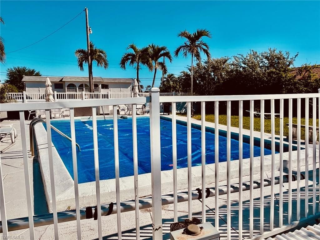 4802 Tudor DR 202-23