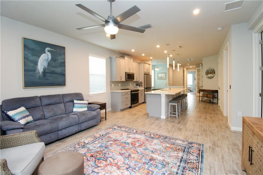 4692 Arboretum CIR 102-14