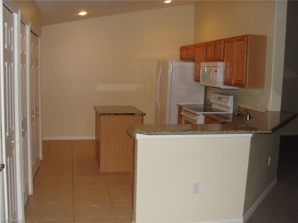 1295 Henley ST 1204-14