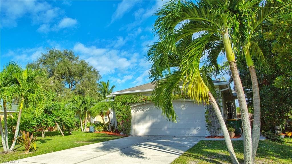 3555 Poinsettia AVE-6