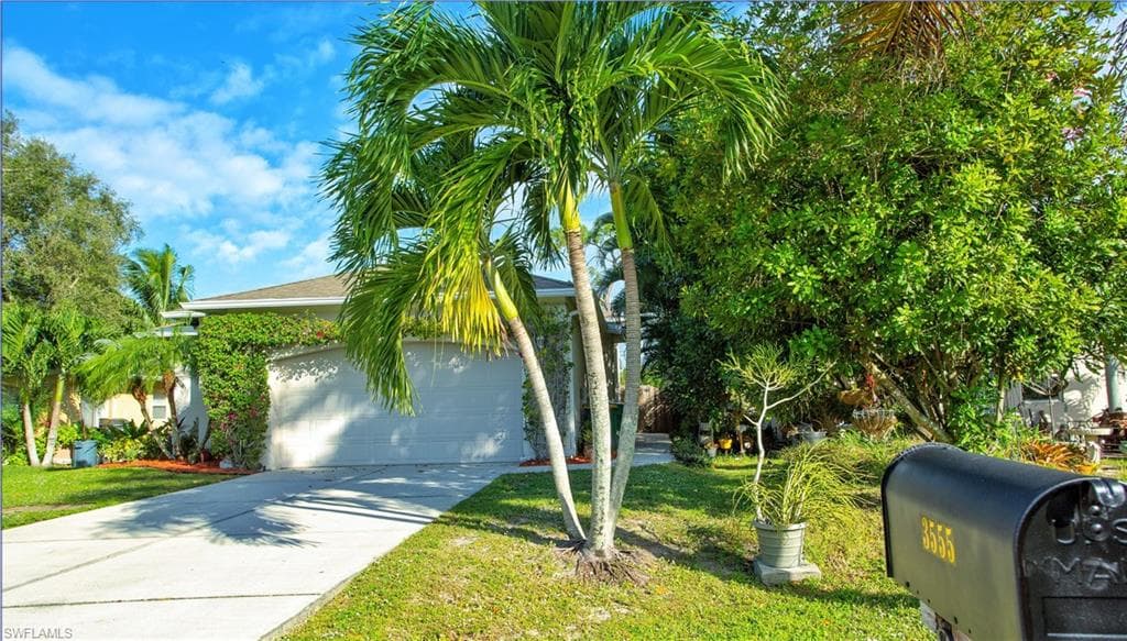 3555 Poinsettia AVE-5