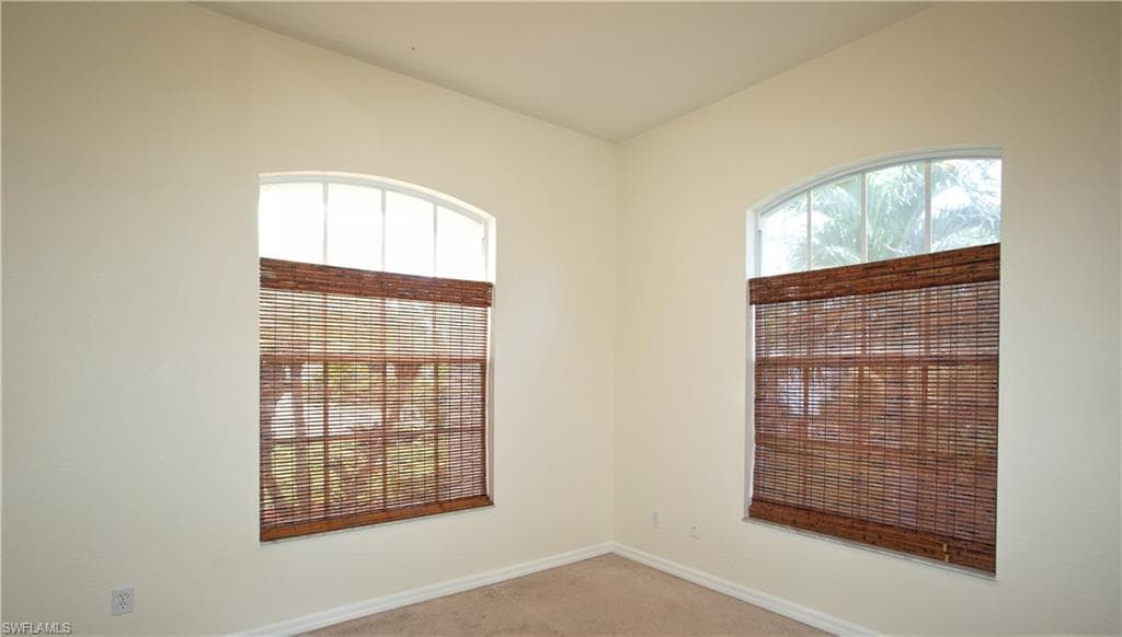 3555 Poinsettia AVE-30