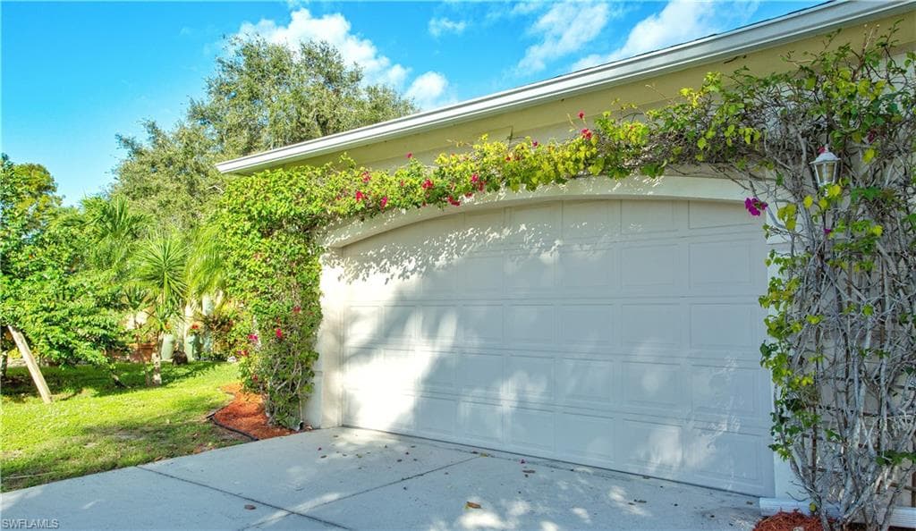 3555 Poinsettia AVE-8