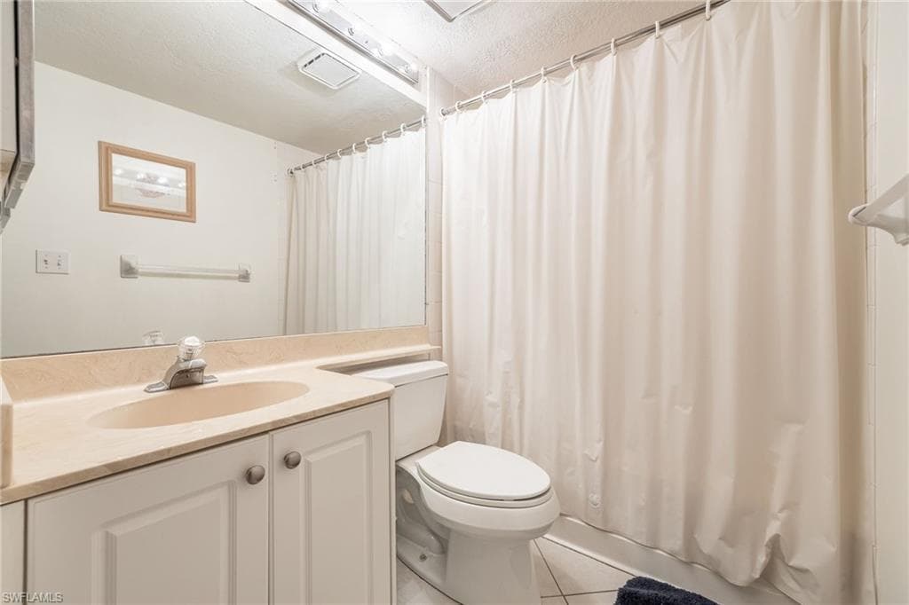 5905 Trailwinds DR 812-32