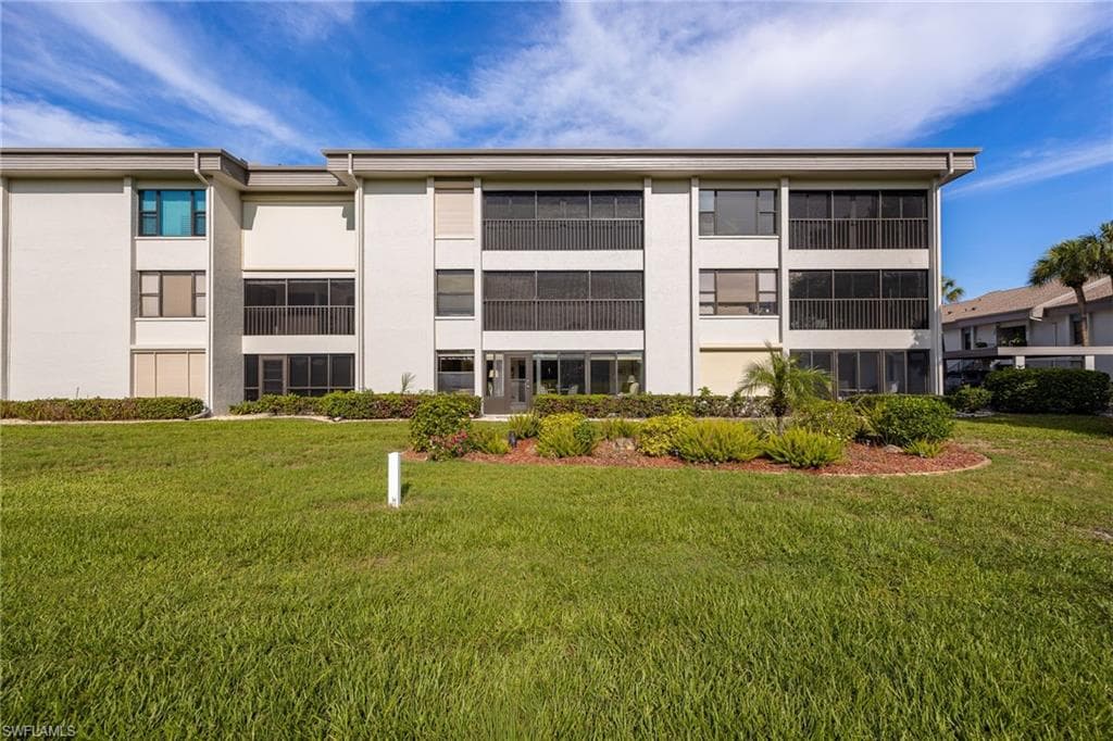 5905 Trailwinds DR 812-33