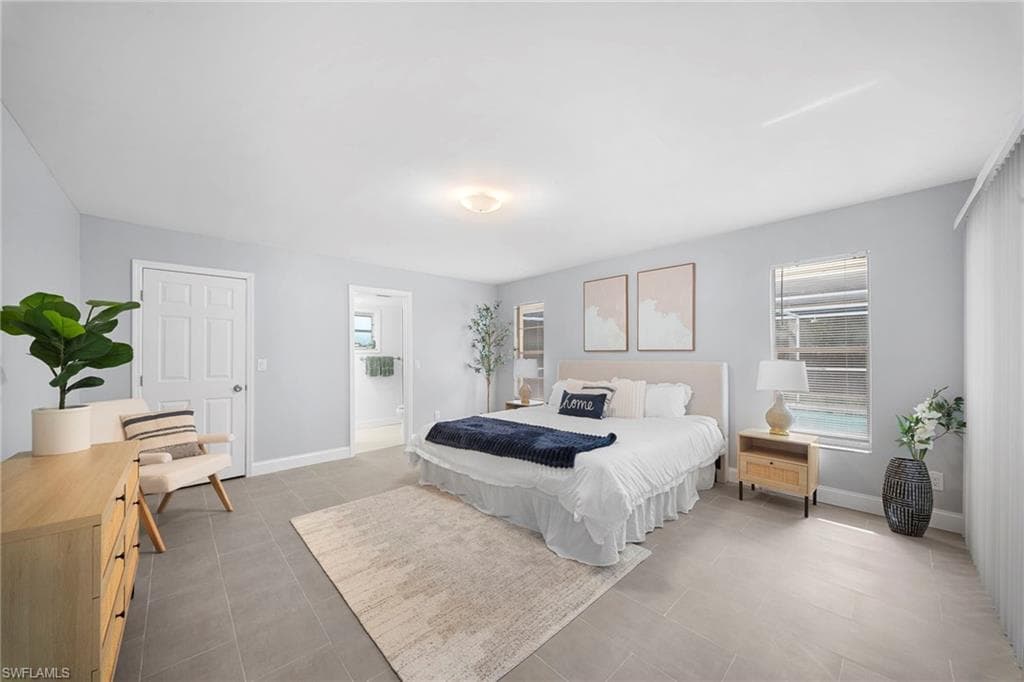 4688 Pembrooke LN-12