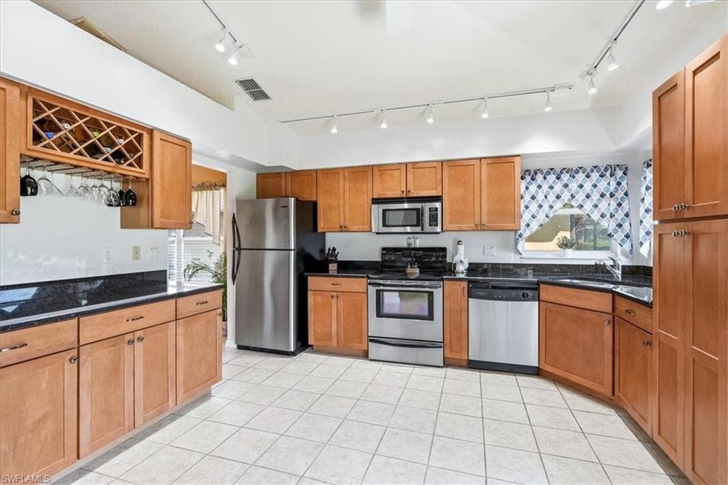 21049 Butchers Holler-12