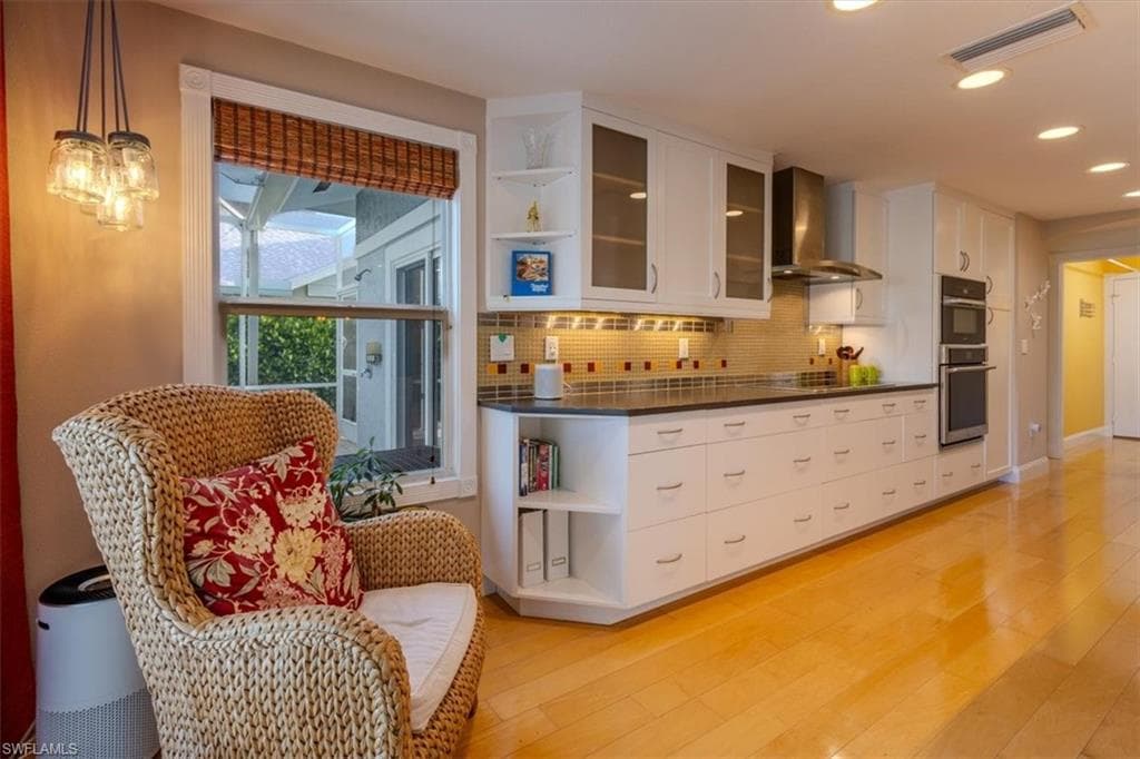 4442 Wilder RD-11