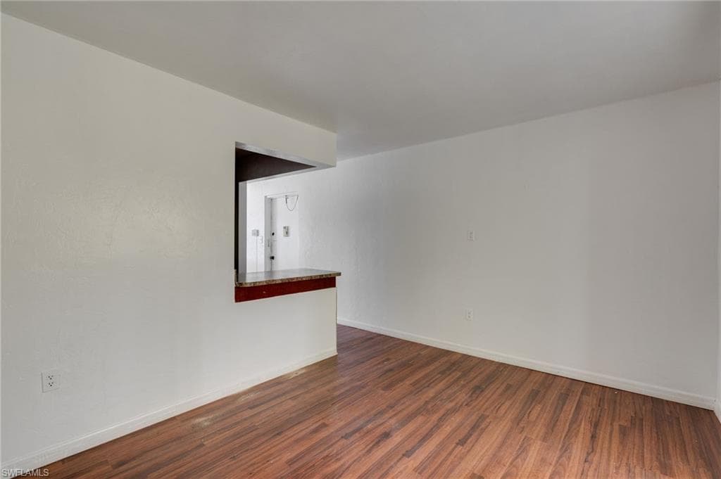 2828 Jackson ST M5-6