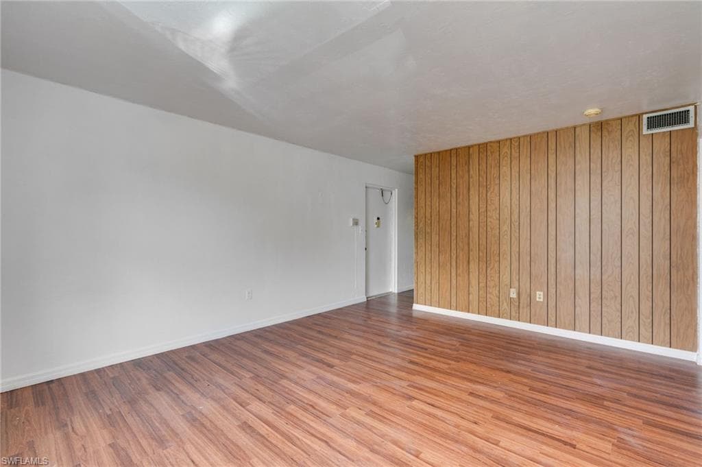 2828 Jackson ST M5-10