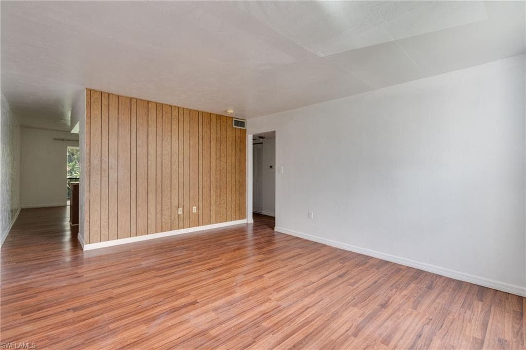 2828 Jackson ST M5-11