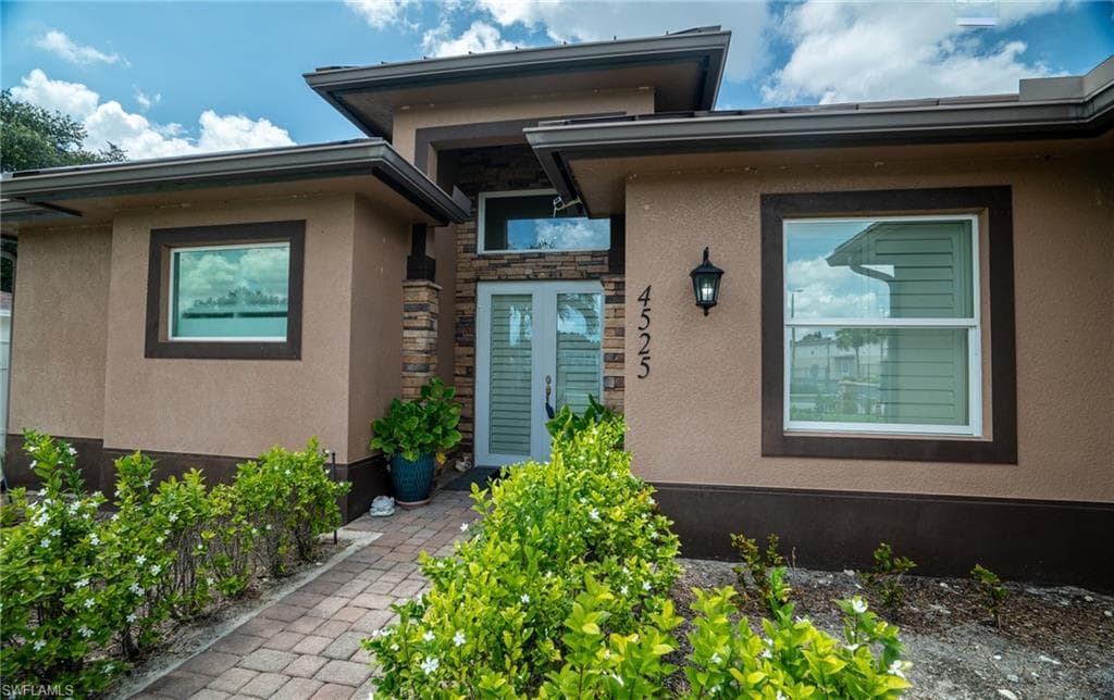 4525 29th AVE SW-3