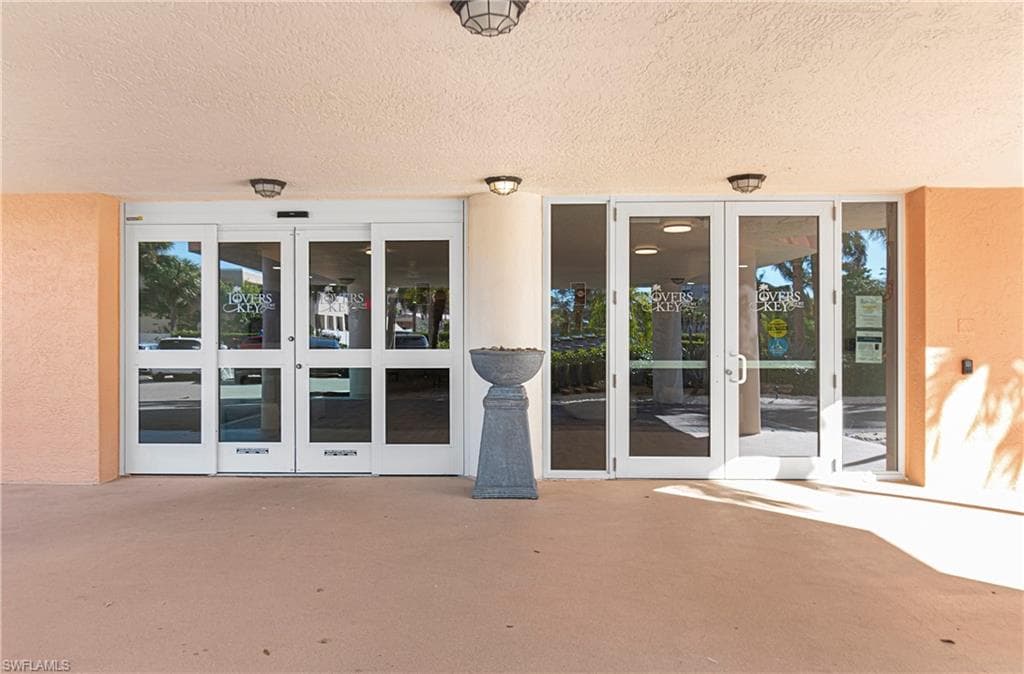 8771 Estero BLVD 907-28