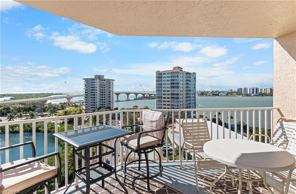 8771 Estero BLVD 907-24