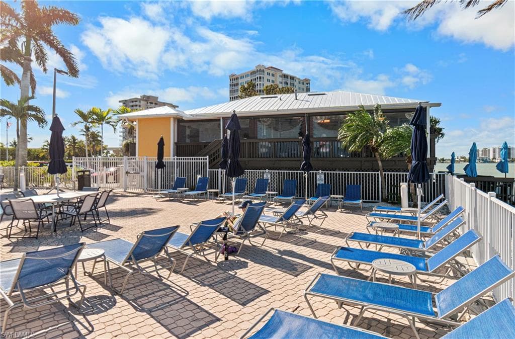 8771 Estero BLVD 907-34