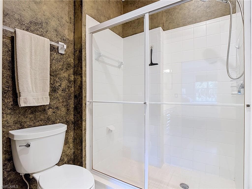 20071 Seagrove ST 1001-27