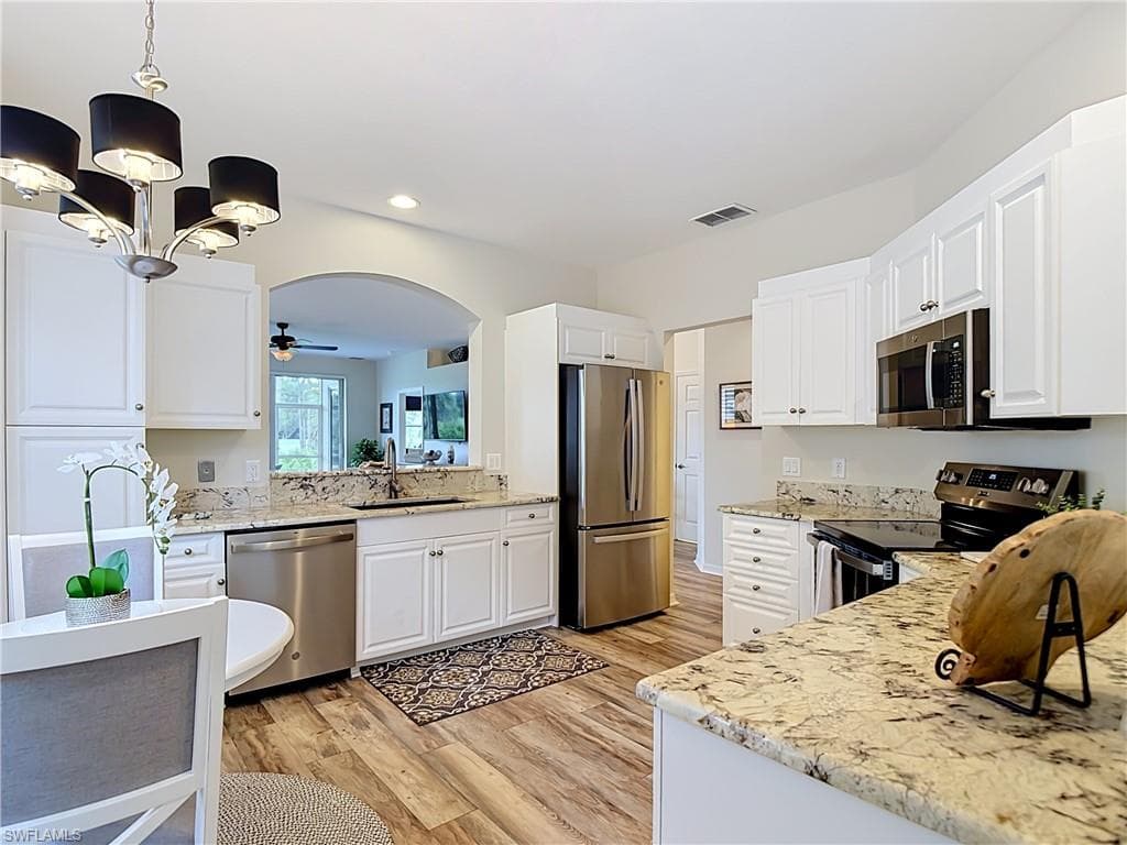 20071 Seagrove ST 1001-16
