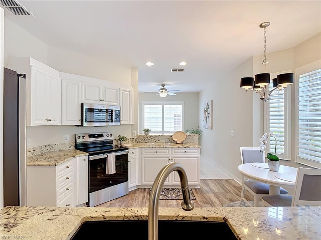 20071 Seagrove ST 1001-12