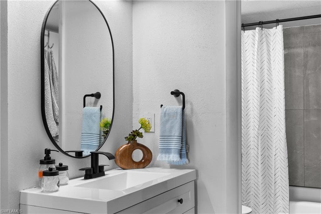 8225 Ibis Club DR 204-28