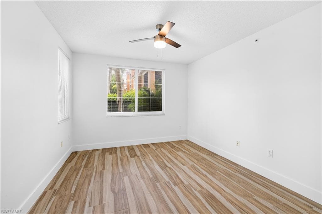 1225 Reserve WAY 102-8