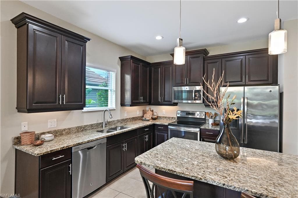 3571 Canopy CIR-23