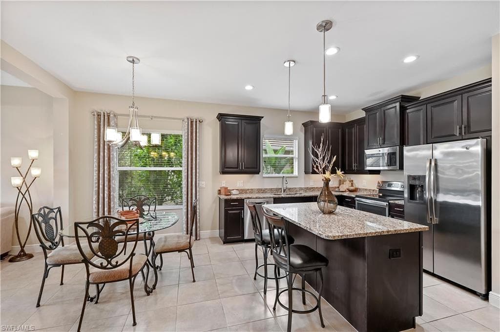 3571 Canopy CIR-28