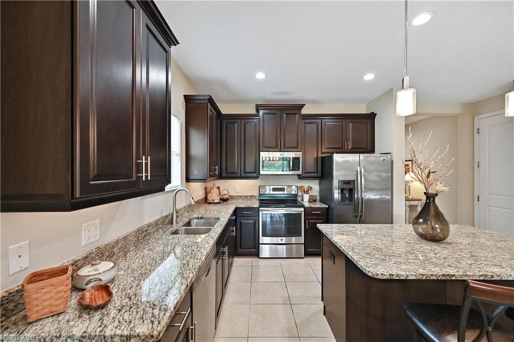 3571 Canopy CIR-24