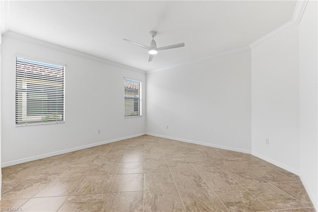 1575 Santiago CIR-12