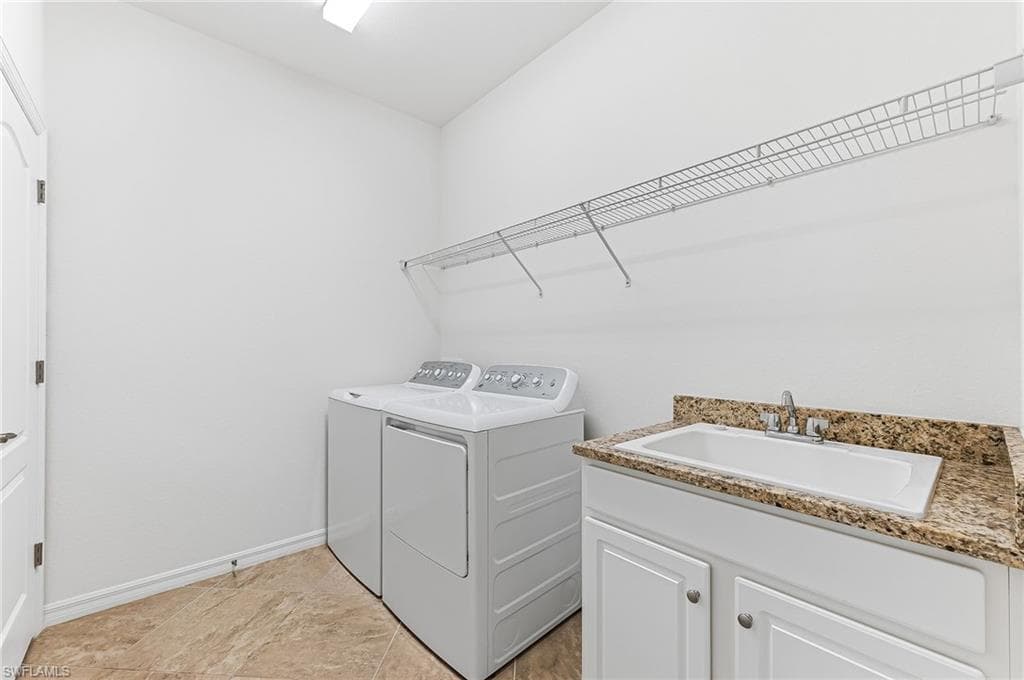 1575 Santiago CIR-21