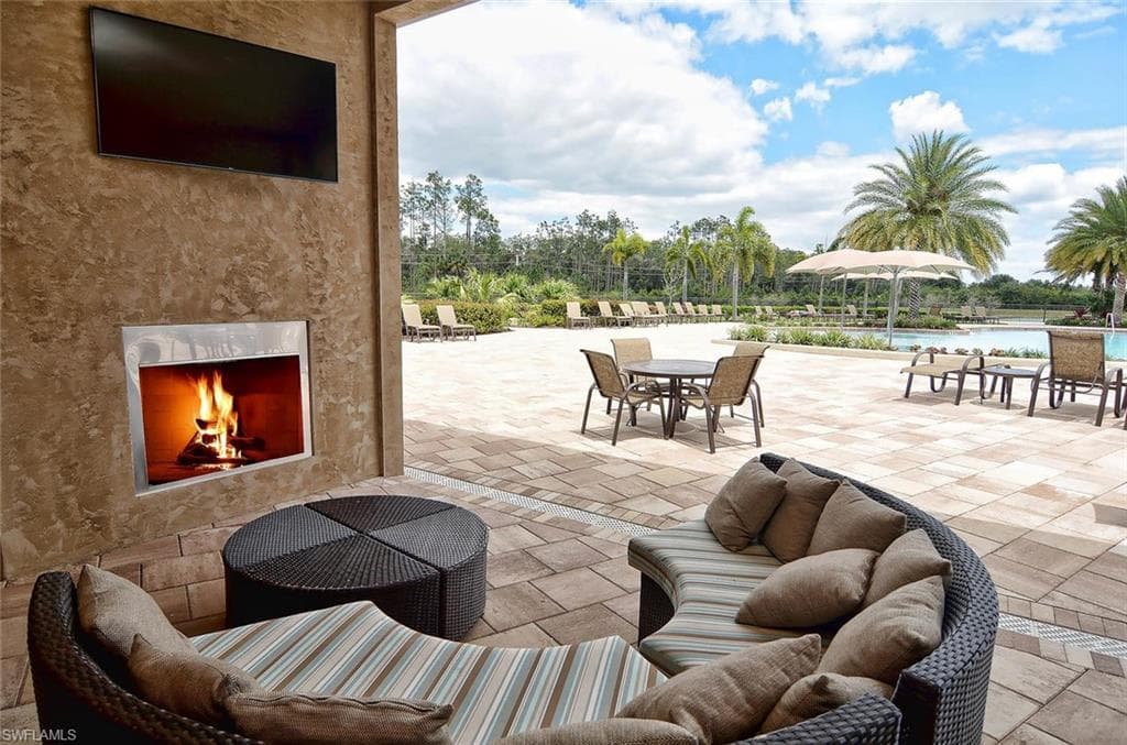20247 Cypress Shadows BLVD-47