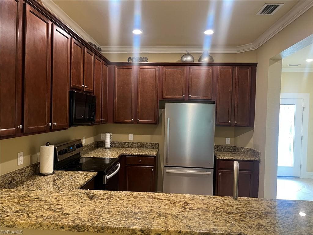 10300 Via Colomba CIR-6