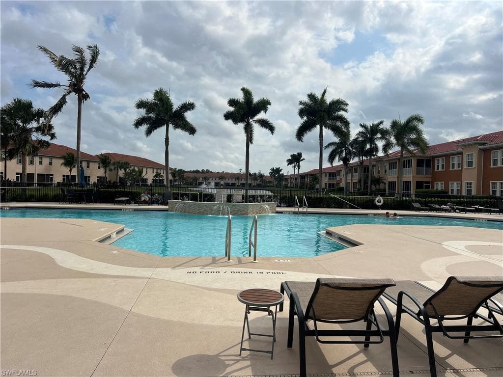 10300 Via Colomba CIR-44