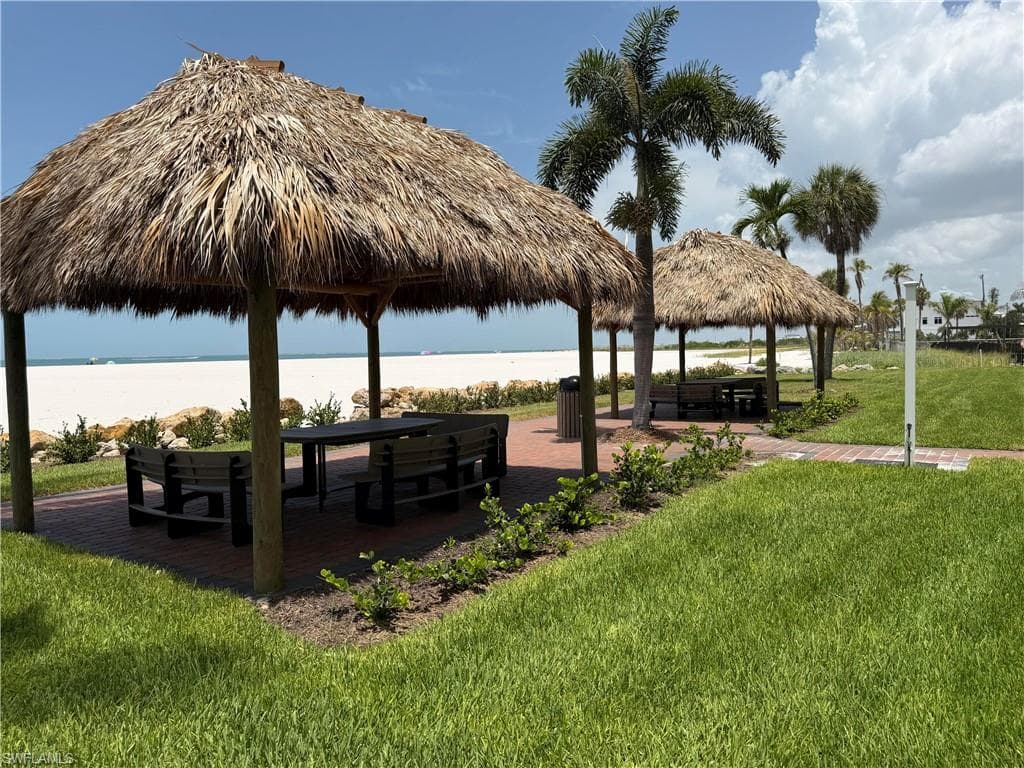 6400 Estero BLVD 403-16