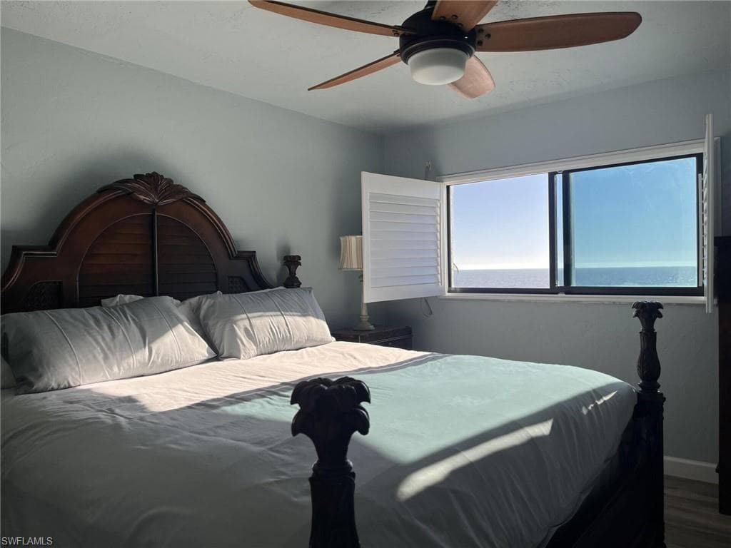 6400 Estero BLVD 403-4