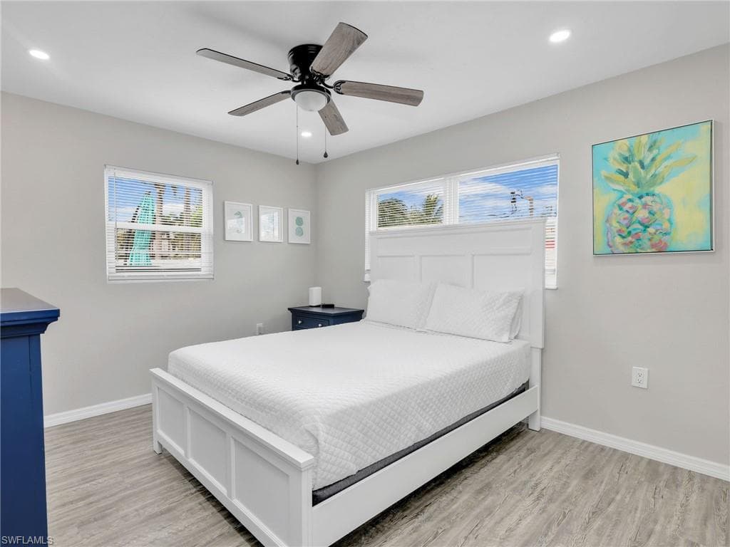 195 Hibiscus DR-21
