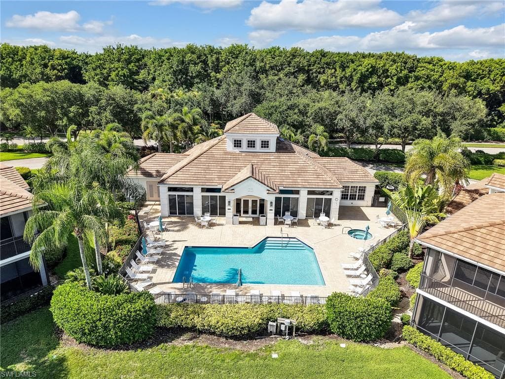 4758 Stratford CT 1302-32