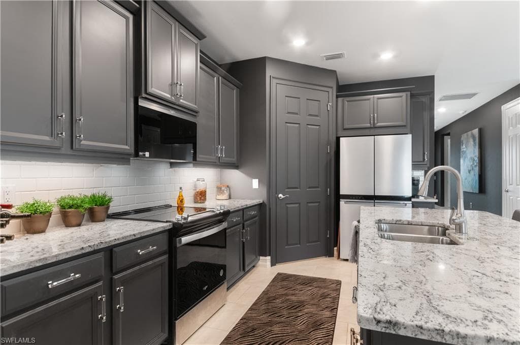 847 Stonewater Lake TER W-36