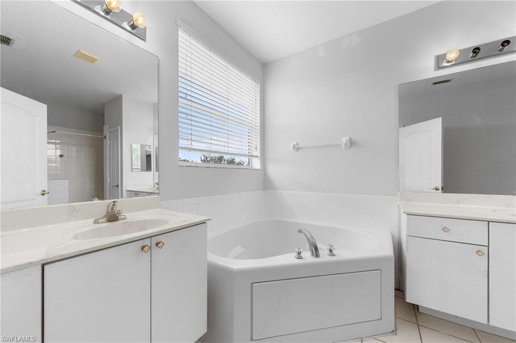 2727 Blue Cypress Lake CT-28