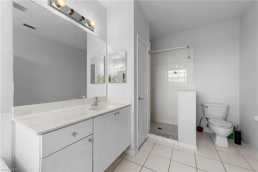 2727 Blue Cypress Lake CT-29