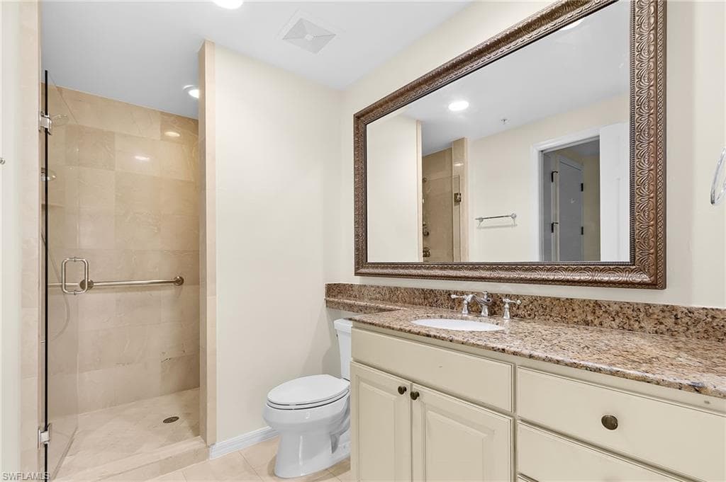 221 9th ST S 301-33