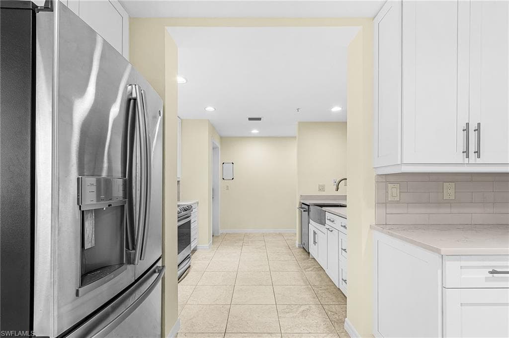221 9th ST S 301-5