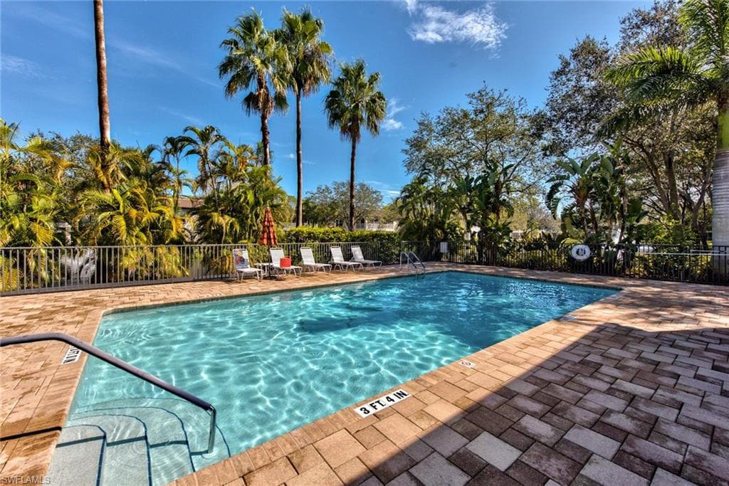 1100 Diamond CIR 1104-20