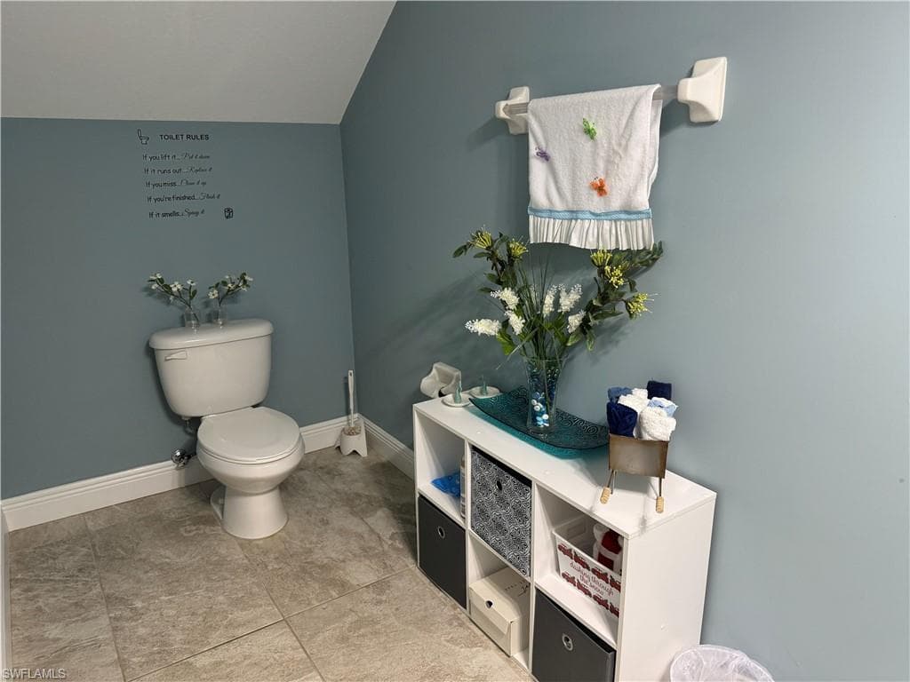 4390 Lazio WAY 405-7