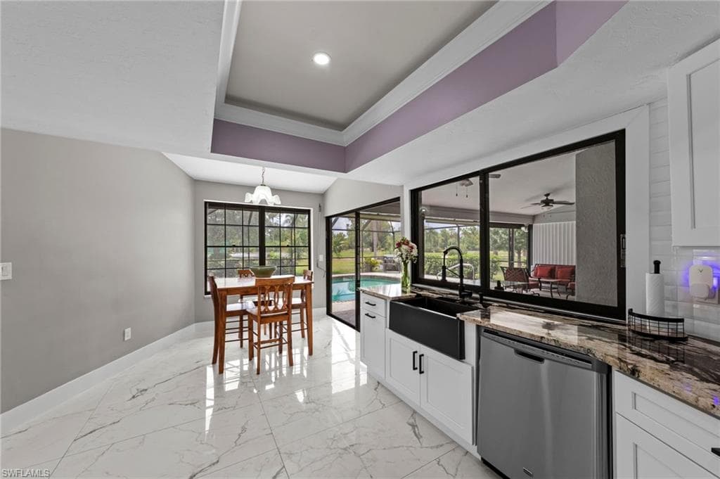 17209 Castleview DR-16