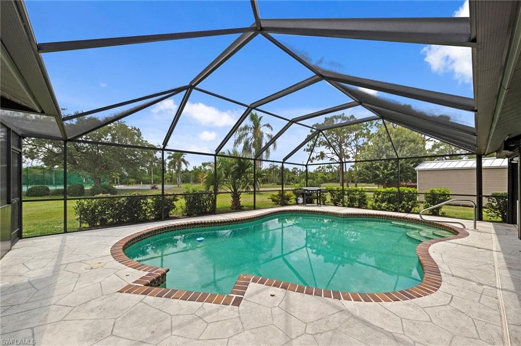 17209 Castleview DR-36
