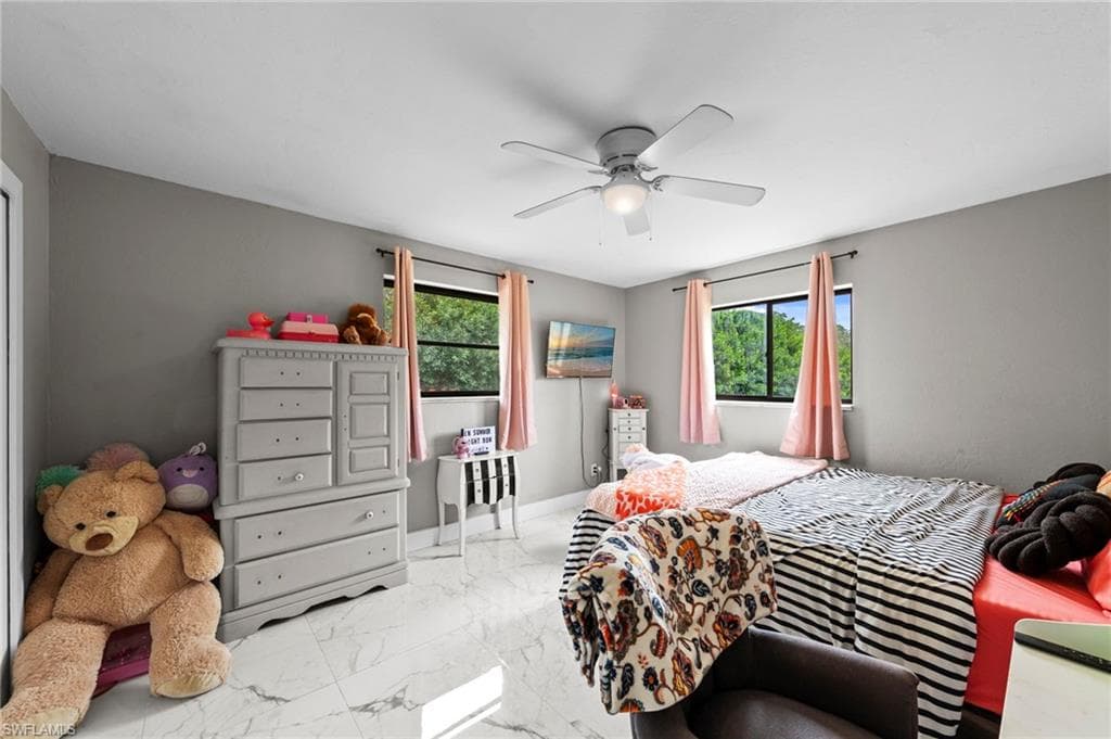 17209 Castleview DR-33
