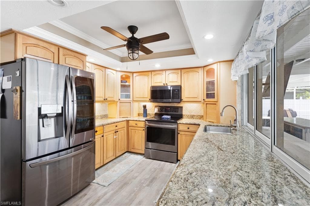 2112 Harvard AVE-5