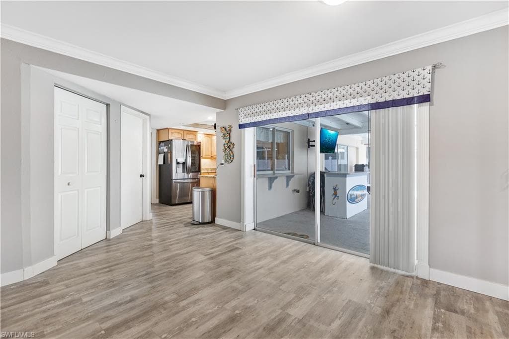 2112 Harvard AVE-10